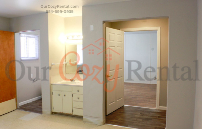 1 bed, 1 bath, 382 sqft, $845, Unit 606