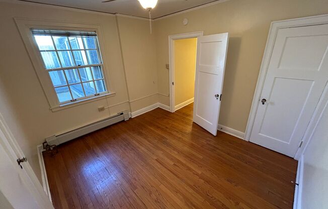 1 bed, 1 bath, 530 sqft, $1,195, Unit A-37