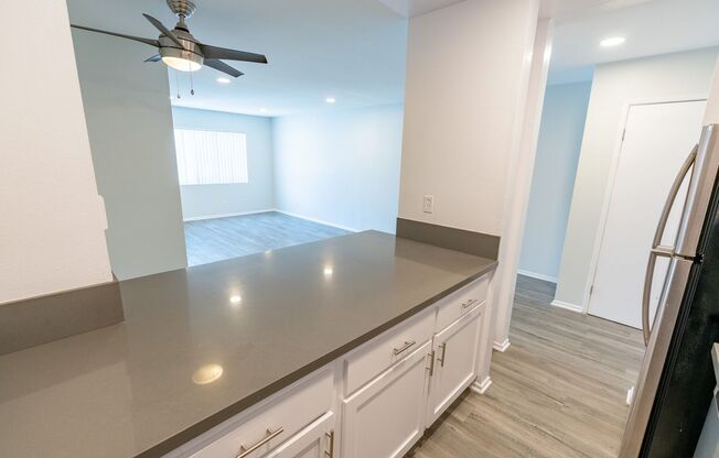 1 bed, 1 bath, 600 sqft, $1,648, Unit 205