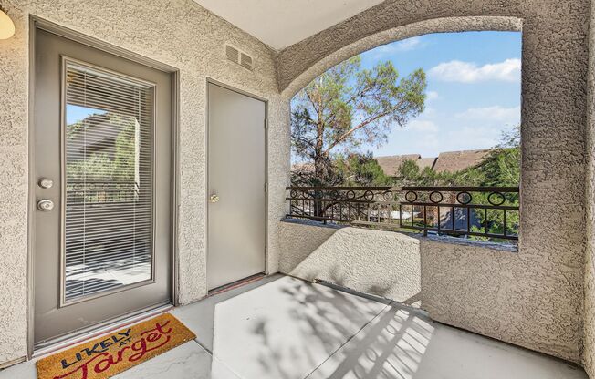 Beautifully upgraded 1-Bedroom condo in Gated Skye Canyon Community!
