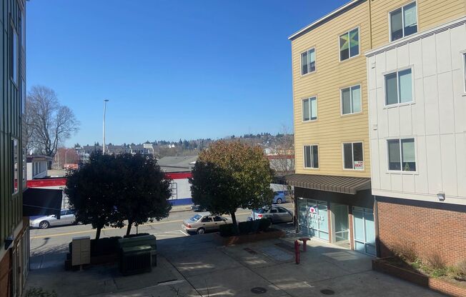 1 bed, 1 bath, 633 sqft, $1,495, Unit 208