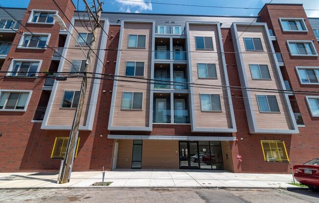 1 bed, 1 bath, 818 sqft, $1,675, Unit Unit 310