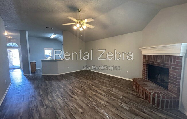3 beds, 2 baths, 1,616 sqft, $1,985