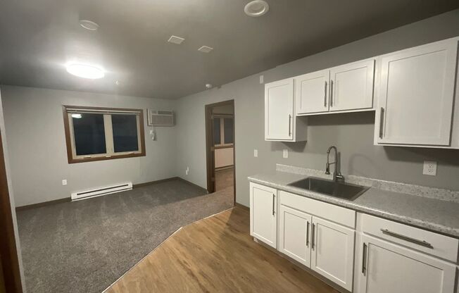1038 Fond du Lac Ave