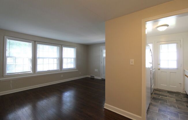 One Bedroom Duplex in North Kansas City