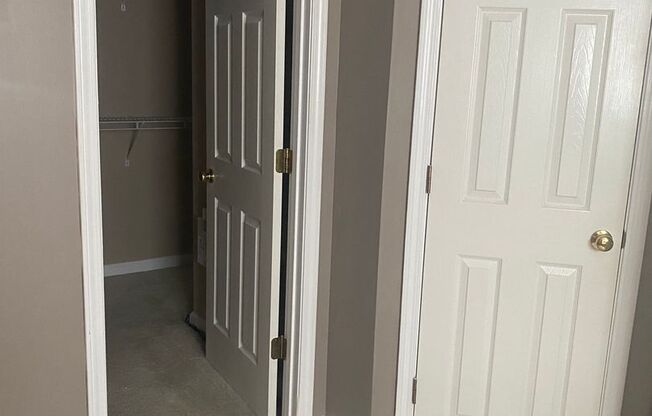 Beautiful 4 bedroom 2.5 bath home with open floor plan!