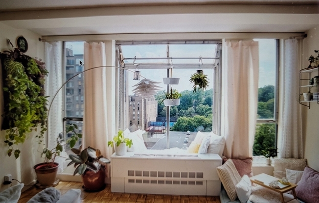 Studio, 1 bath, 500 sqft, $2,450, Unit 910