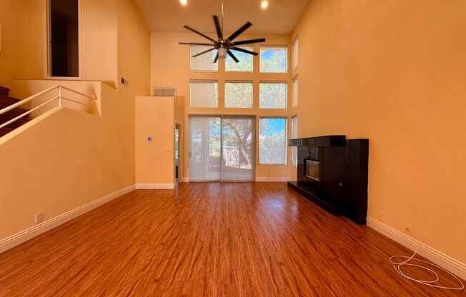 Gorgeous Spanish Trails 3BR House for lease!