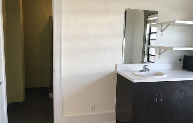 Studio, 1 bath, 125 sqft, $845