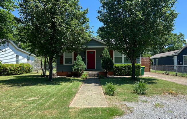 4306 Orange St, North Little Rock AR 72118 - Super cute and cozy 2br 1ba near Camp Robinson