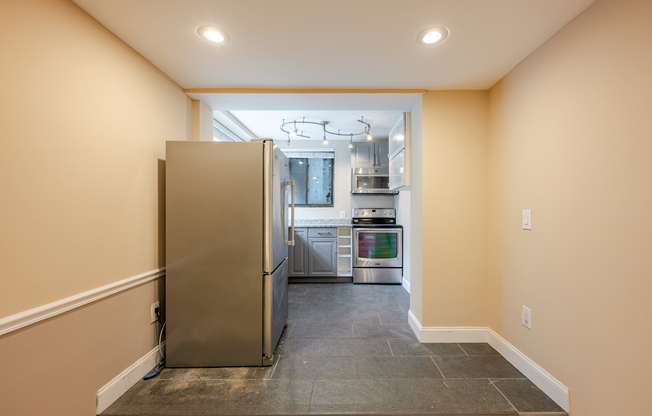 1908 13 ST NW