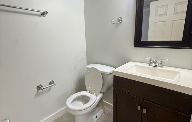 Franklin Court Apartments