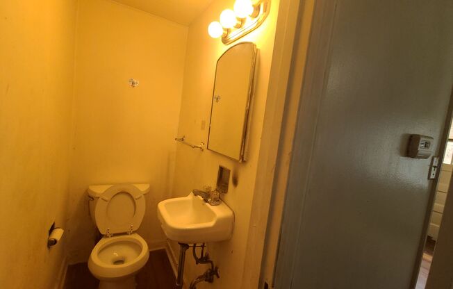 3 beds, 2 baths, 1 sqft, $1,495, Unit ABB - TH-144