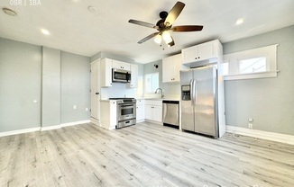 2360 W Washington Blvd