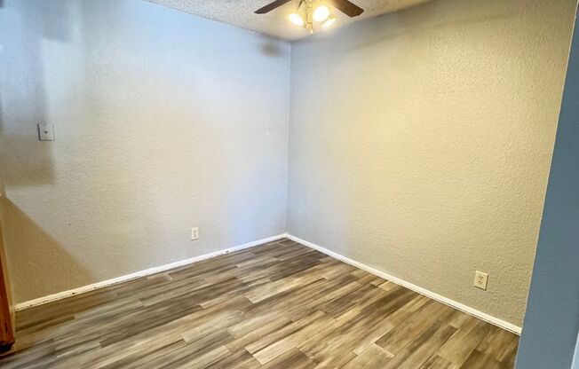 1 bed, 1 bath, 636 sqft, $700, Unit 01H