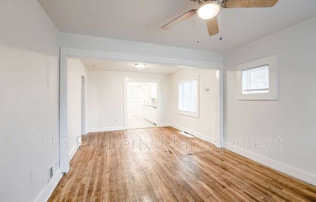 4109 MONROE AVE