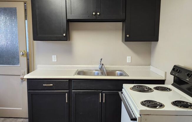 1209 W 50th Street