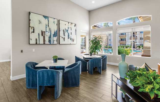 Welcome to Sonterra Apartments at Paradise Valley