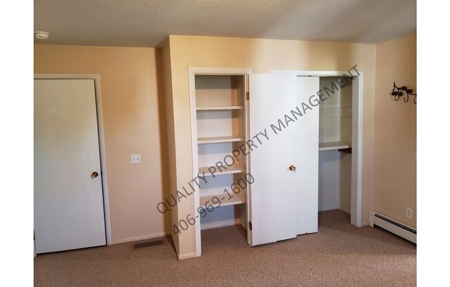 1 bed, 1 bath, 700 sqft, $950, Unit 9805.5