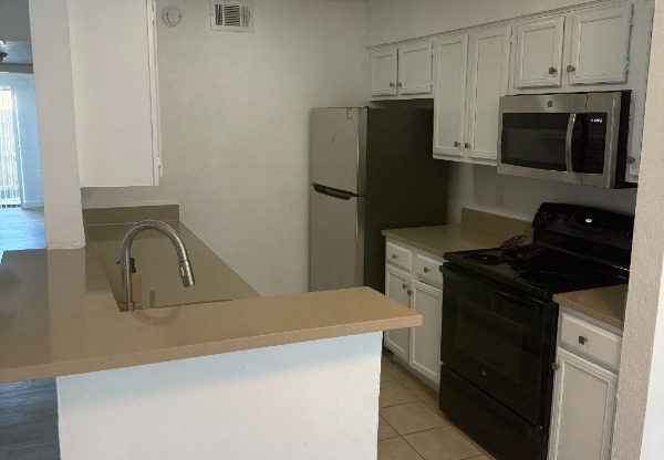 5508 LAKEVIEW PKWY
