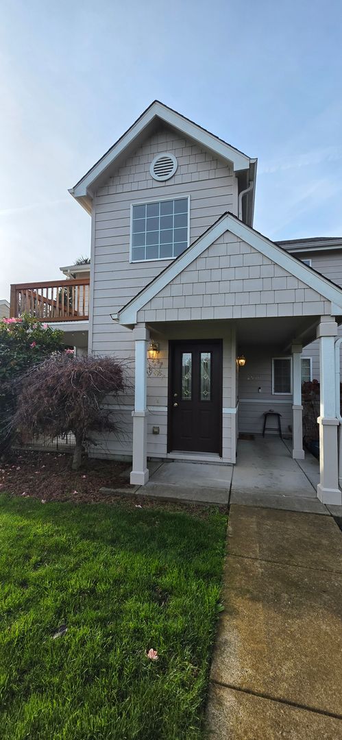 2BD/2BA, Landscaping Included, In-Unit W/D