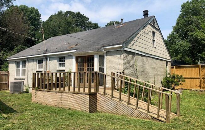 3 beds, 2 baths, 1,852 sqft, $1,750, Unit 148