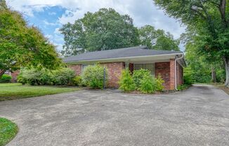 831 John B White Sr Blvd