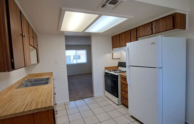 4845 E. Lane Ave.