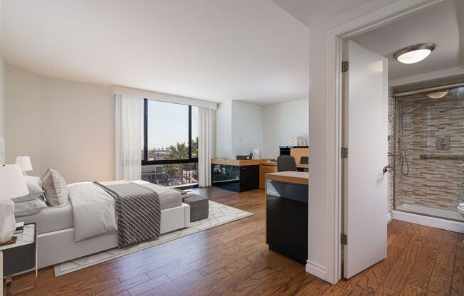 Lido Park Condo with magnificent views of the bayfront and ocean