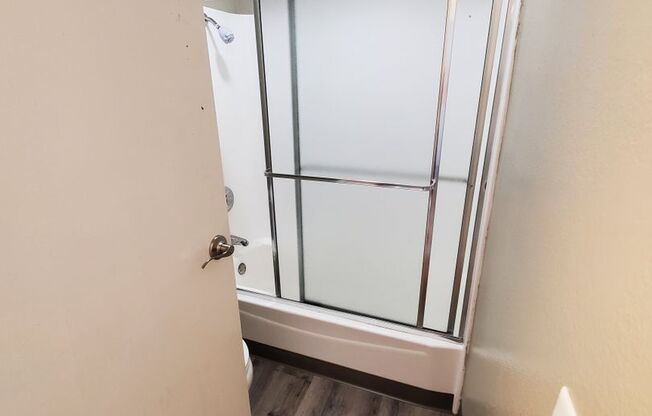 1 bed, 1 bath, 562 sqft, $2,050, Unit 146