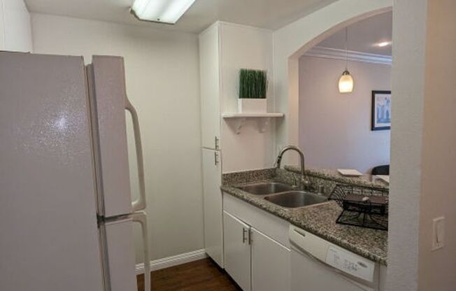 1 bed, 1 bath, 660 sqft, $1,995, Unit 119