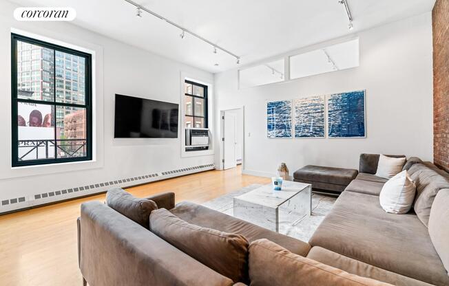 53 GRAND ST