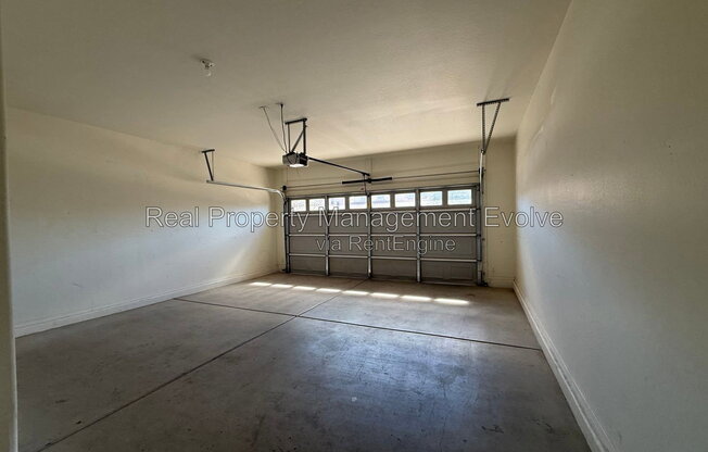 3 beds, 2 baths, 1,914 sqft, $1,975