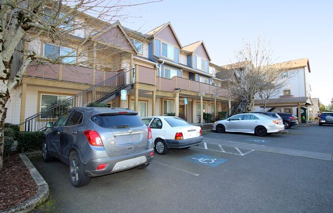 Elaine Station Apartments