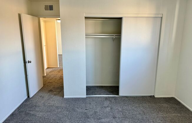 2 beds, 1 bath, 900 sqft, $2,500, Unit Apt 10