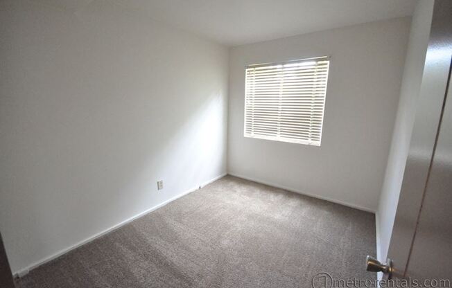 1 bed, 1 bath, 500 sqft, $800, Unit 1715-04