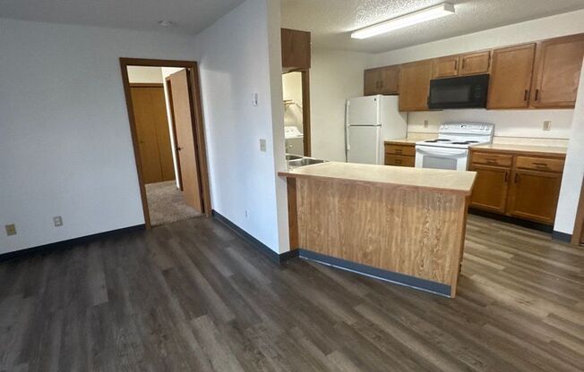 2 beds, 2 baths, 1,022 sqft, $1,090, Unit 205