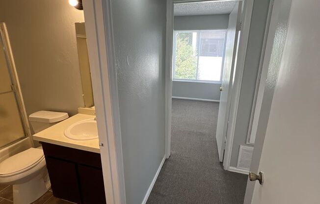 3 beds, 2 baths, $1,945, Unit # 217