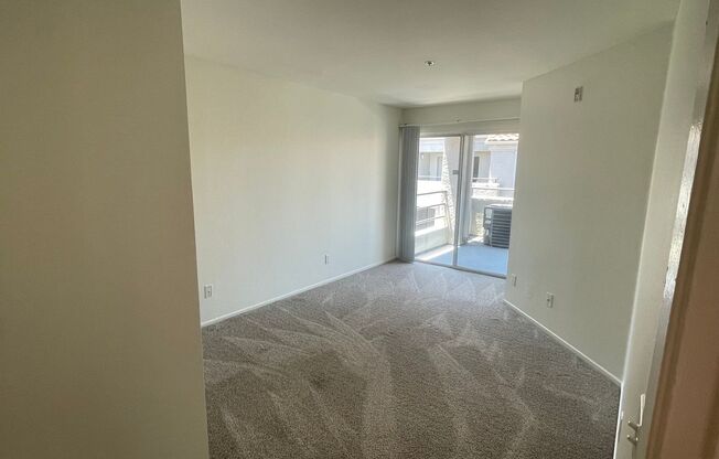2 beds, 2 baths, 1,007 sqft, $3,480, Unit D-401
