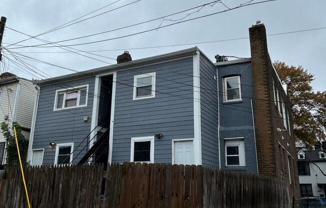 3 beds, 1 bath, 750 sqft, $2,000, Unit 3