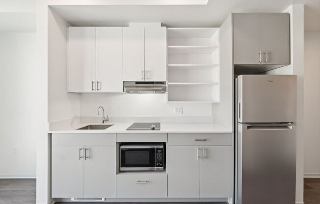 Studio, 1 bath, 314 sqft, $1,305, Unit 213