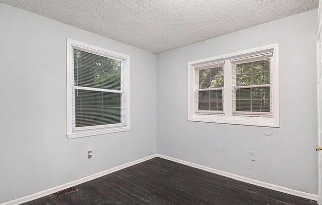 3 beds, 2 baths, $1,900