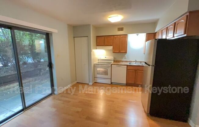3249 KENNETT SQ