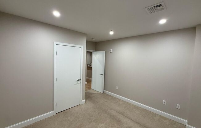 1 bed, 1 bath, 687 sqft, $2,025, Unit 315