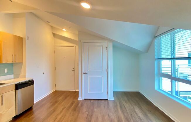 1 bed, 1 bath, 415 sqft, $2,195, Unit 5503-A