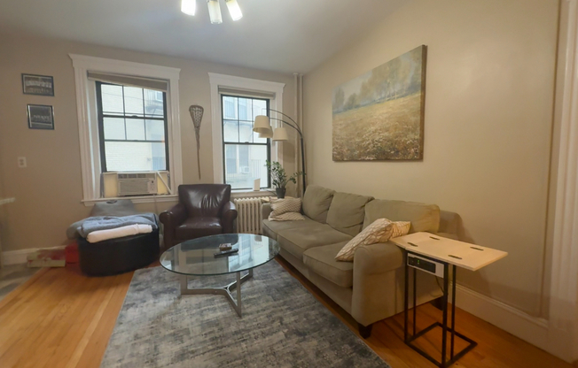 2 Sutherland Rd Apt 1