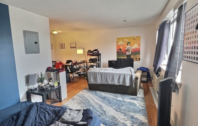 Studio, 1 bath, 999 sqft, $2,150, Unit 20