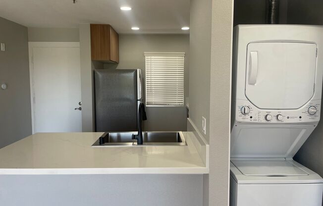 1 bed, 1 bath, 495 sqft, $2,730, Unit B-309
