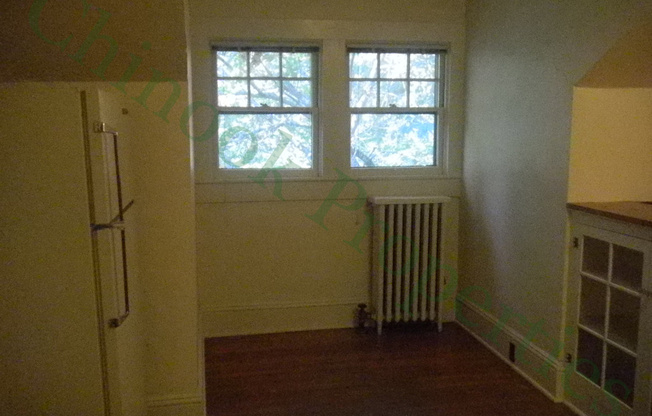 1 bed, 1 bath, $1,050, Unit 1176 Mill St #5