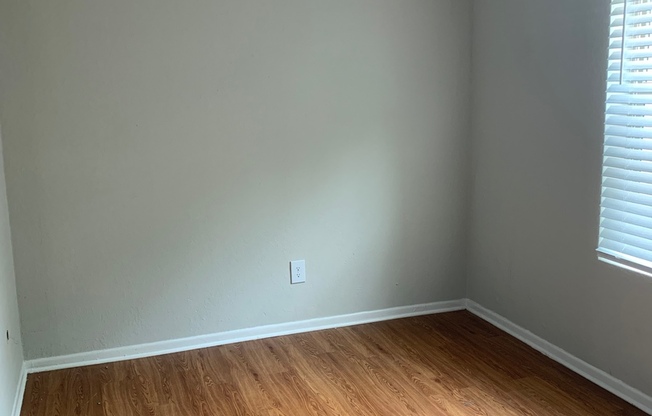 Charming 1-Bedroom Apartment in Fort Worth – 700 Sq. Ft.